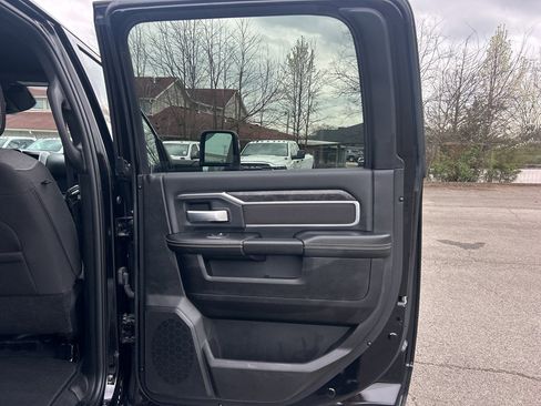 Used 2024 RAM 2500 Big Horn w/ Night Edition image 18