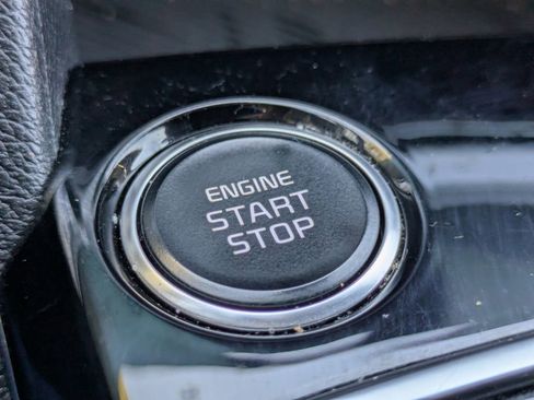 Used 2023 Kia Sportage SX image 29