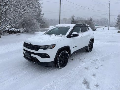 Used 2022 Jeep Compass Altitude image 7