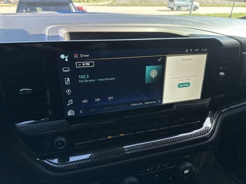 Used 2025 Chevrolet Silverado 1500 RST AWD/4WD image 16