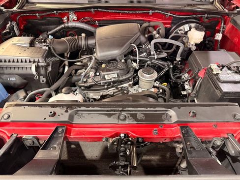 Used 2023 Toyota Tacoma SR image 6