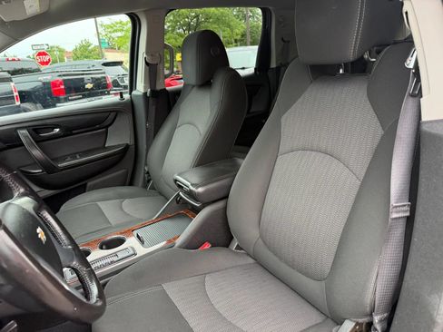 Used 2014 Chevrolet Traverse LT w/ All-Star Edition FWD image 15