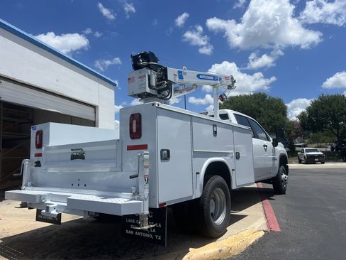 New 2025 Chevrolet Silverado 3500 W/T w/ WT Convenience Package AWD/4WD image 17