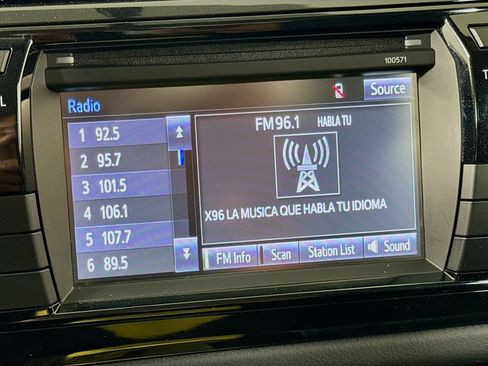 Used 2016 Toyota Corolla S FWD image 31