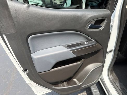 Used 2020 Chevrolet Colorado Z71 AWD/4WD image 10