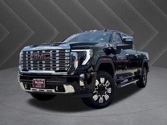 Used 2025 GMC Sierra 2500 Denali AWD/4WD video 2