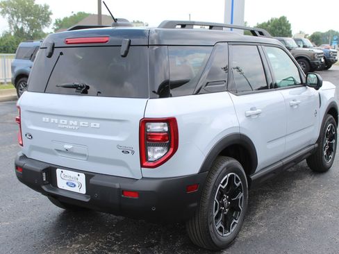 New 2026 Ford Bronco Sport Outer Banks w/ Outer Banks Tech Package+ AWD/4WD image 6