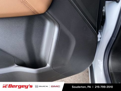 New 2026 GMC Canyon AT4 w/ Technology Plus Package AWD/4WD image 26