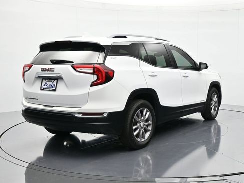 Used 2023 GMC Terrain SLT image 6