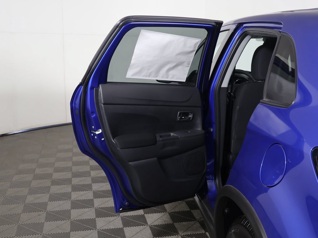 New 2027 Mitsubishi Outlander Sport FWD image 17