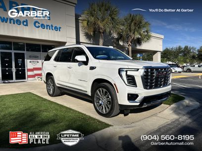 Used 2025 GMC Yukon Denali w/ Sun & Power Step Package