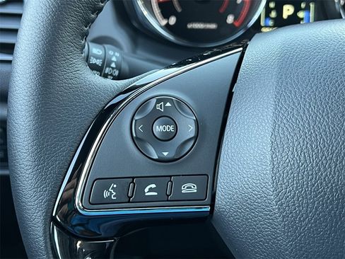 Used 2024 Mitsubishi Outlander Sport SEL image 13
