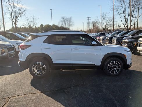 New 2026 Chevrolet TrailBlazer LT w/ LT Cold Weather Package image 9
