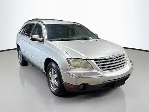 Used 2005 Chrysler Pacifica Touring FWD image 3