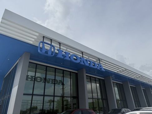 Used 2015 Jeep Cherokee Limited image 15