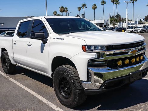 Used 2020 Chevrolet Silverado 1500 LT w/ All-Star Edition image 8