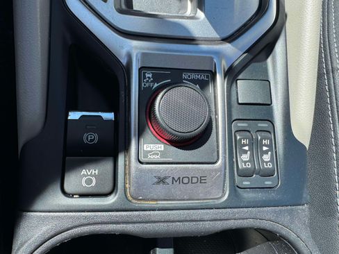 Used 2020 Subaru Forester Premium AWD/4WD image 37