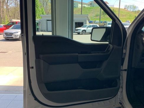 Used 2025 Ford F150 XLT w/ Equipment Group 301A Standard AWD/4WD image 5