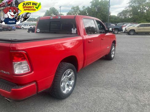 Used 2019 RAM 1500 Big Horn AWD/4WD image 3