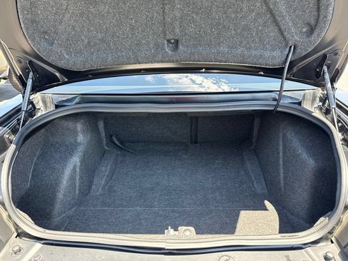 Used 2023 Dodge Challenger R/T RWD image 5