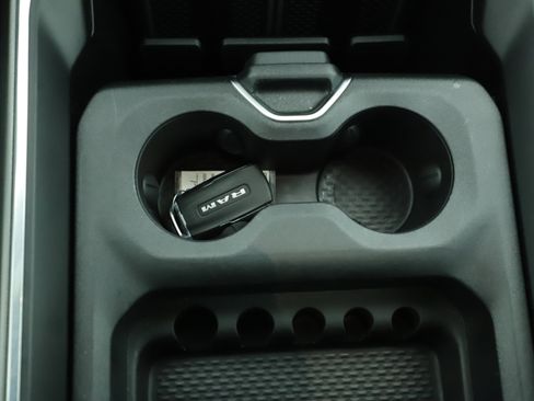 Used 2025 RAM 2500 Laramie image 24