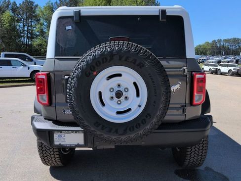 New 2026 Ford Bronco Heritage Edition image 5