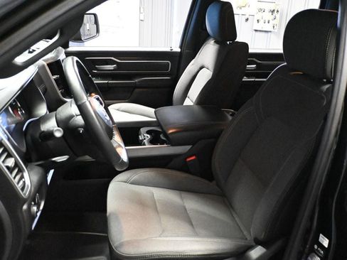 Used 2021 RAM 1500 Big Horn RWD image 16