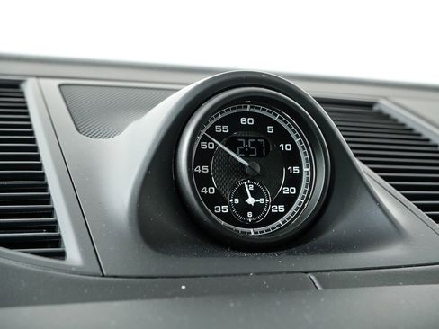 New 2026 Porsche Macan S image 14