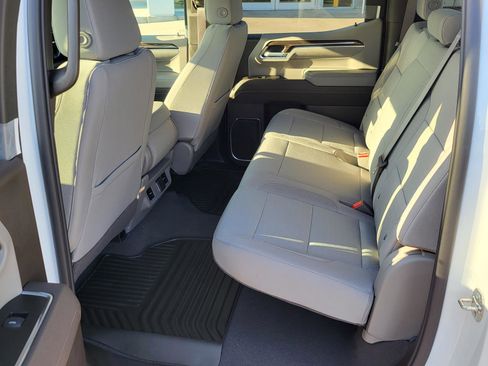 New 2026 Chevrolet Silverado 1500 LT image 12