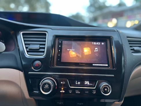 Used 2013 Honda Civic EX-L image 21