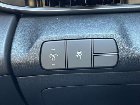 New 2026 Hyundai Elantra Sport image 17