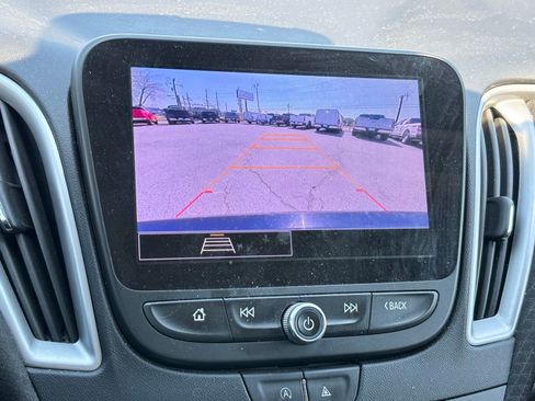 Used 2023 Chevrolet Malibu LT image 10