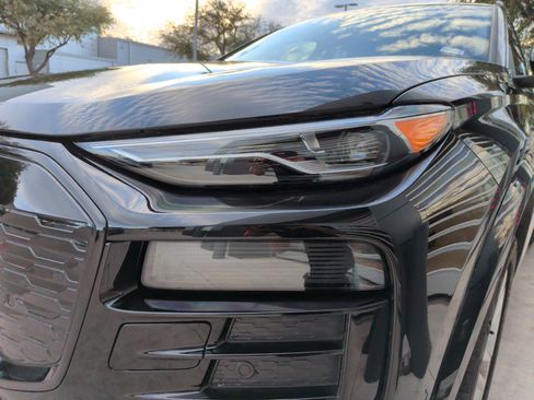 Used 2025 Audi Q6 e-tron Premium w/ Convenience Package image 6