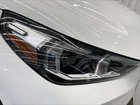 Certified 2023 BMW X1 xDrive28i w/ Premium Package AWD/4WD image 10