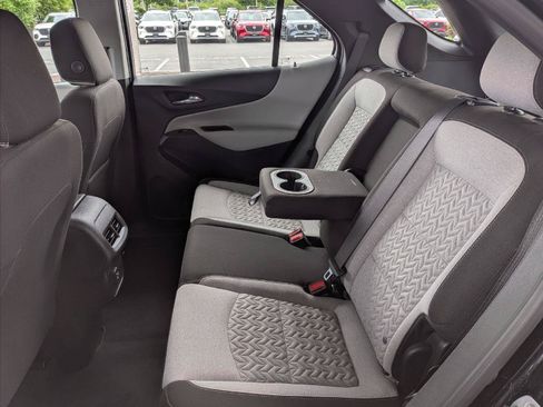 Used 2023 Chevrolet Equinox LS w/ Driver Confidence II Package AWD/4WD image 21