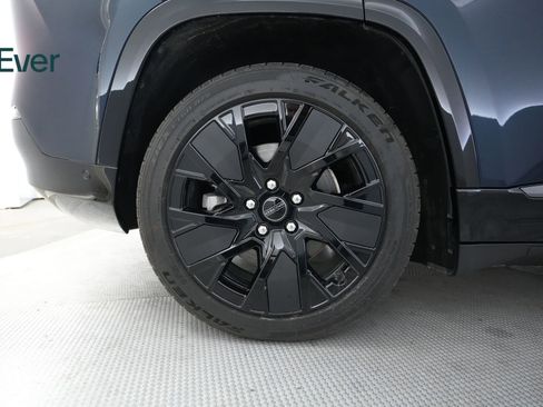 Used 2024 Jeep Wagoneer Launch Edition image 22