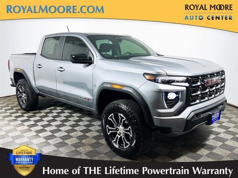 Used 2025 GMC Canyon AT4 image 1