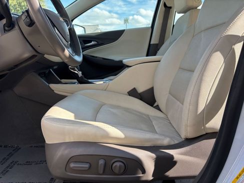 Used 2024 Chevrolet Malibu LT image 27