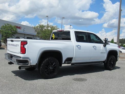 Used 2025 Chevrolet Silverado 2500 LTZ w/ LTZ Convenience Package image 7