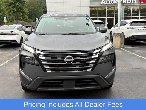Used 2025 Nissan Rogue SV AWD/4WD image 4