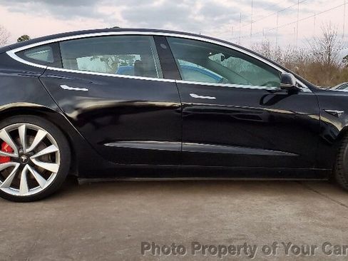 Used 2018 Tesla Model 3 Performance image 9