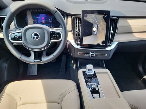New 2026 Volvo XC90 T8 Plus w/ Protection Package Premier image 14