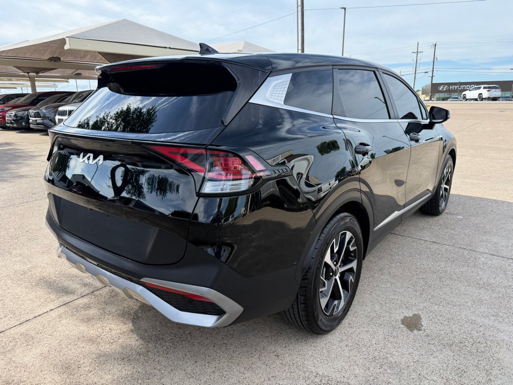 Used 2023 Kia Sportage EX FWD image 7
