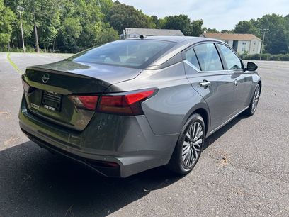 Used 2025 Nissan Altima 2.5 SV