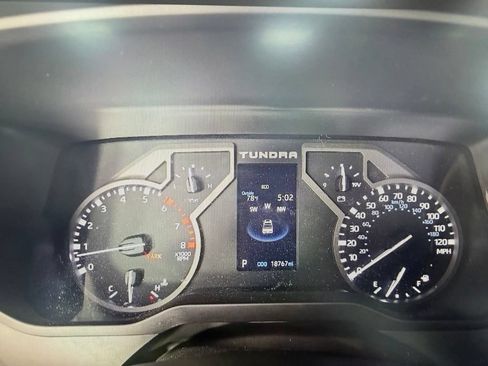 Used 2023 Toyota Tundra Limited w/ Power Package AWD/4WD image 10