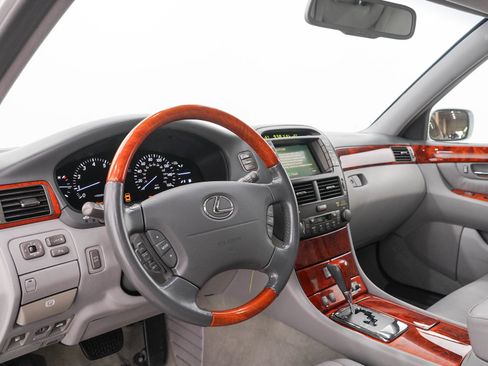 Used 2005 Lexus LS 430 RWD image 27