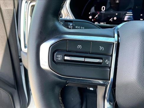 Used 2024 GMC Canyon Denali AWD/4WD image 20