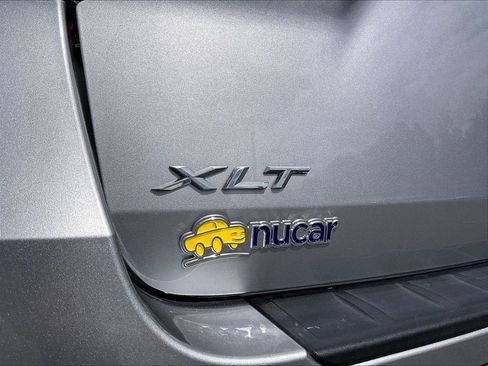 Used 2021 Ford Explorer XLT w/ Equipment Group 202A AWD/4WD image 28