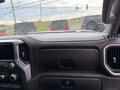 Used 2019 GMC Sierra 1500 SLT image 24