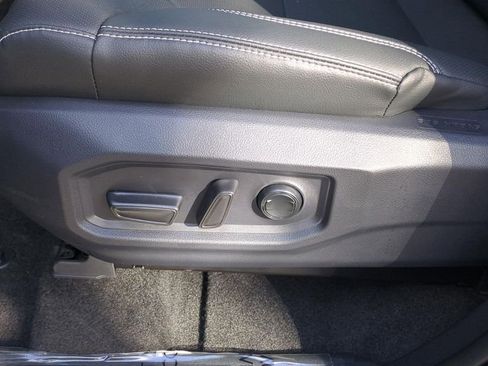 New 2026 Toyota Tundra Limited AWD/4WD image 18